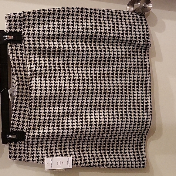 Olive +Oak 2 piece set size Large. Black and grey. NWT - Picture 3 of 13